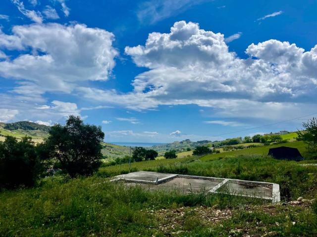 Rustico / Casale in vendita a Monteprandone AP