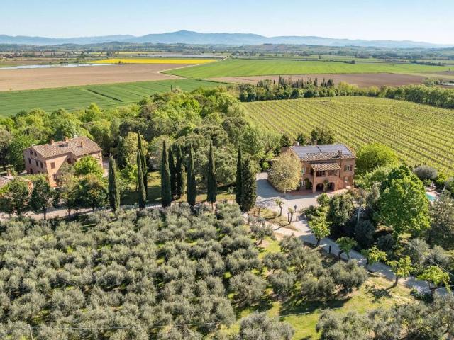 Rustico / Casale in vendita a Montepulciano SI