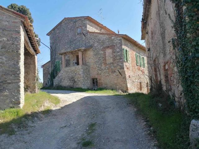 Rustico / Casale in vendita a Monteriggioni SI
