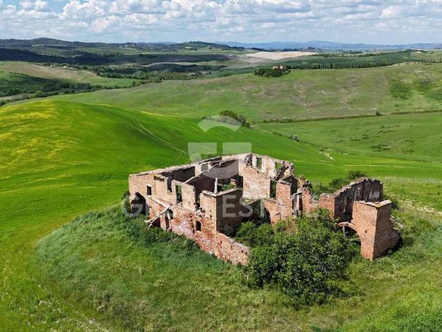 Rustico / Casale in vendita a Monteroni d'Arbia SI