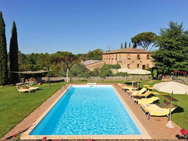 Rustico / Casale in vendita a Monteroni d'Arbia SI