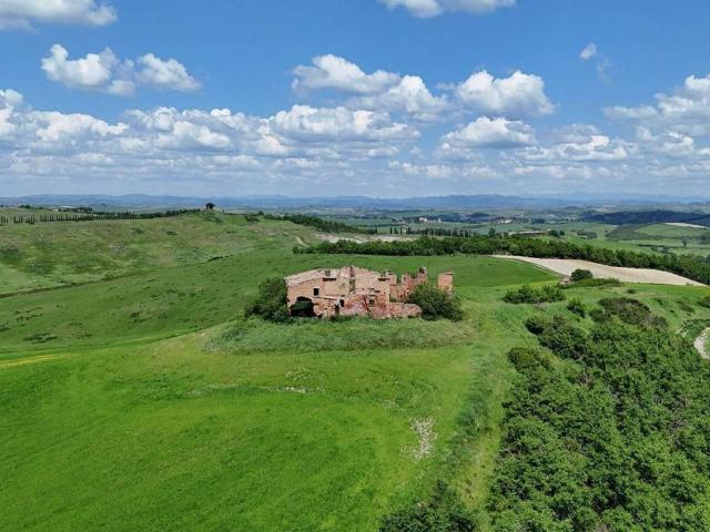 Rustico / Casale in vendita a Monteroni d'Arbia SI