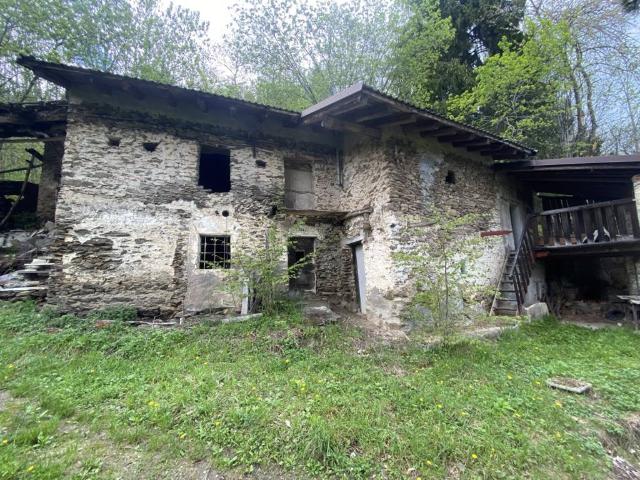Rustico / Casale in vendita a Monterosso Grana CN