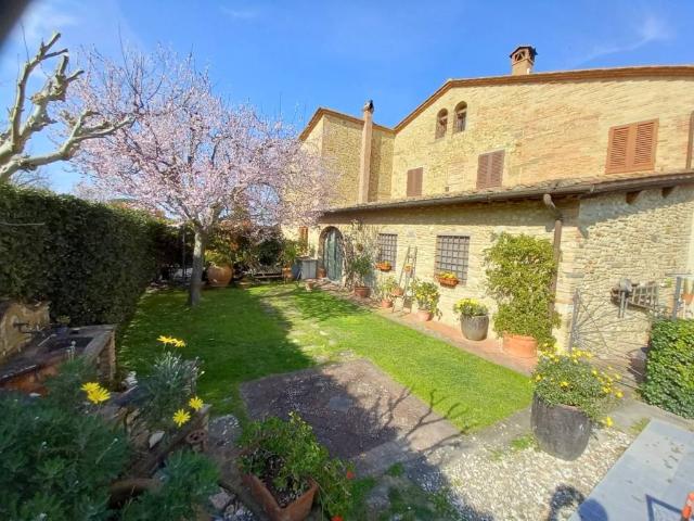 Rustico / Casale in vendita a Montespertoli FI