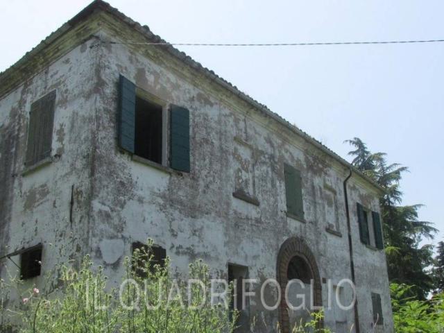 Rustico / Casale in vendita a Montiano FC