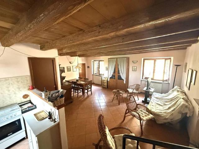 Rustico / Casale in vendita a Monzambano MN