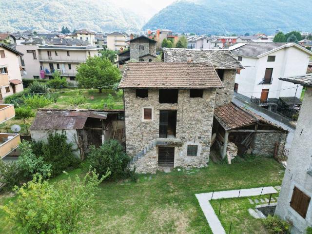 Rustico / Casale in vendita a Morbegno SO