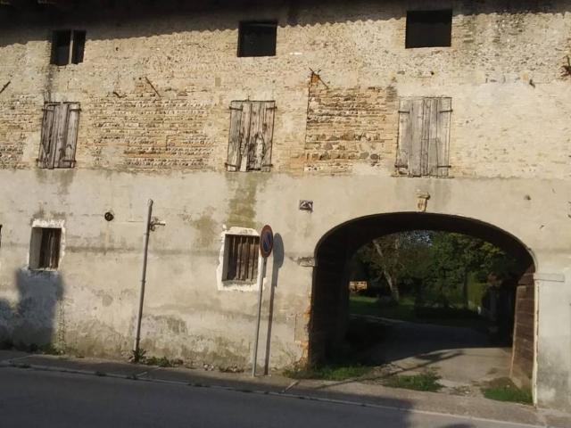 Rustico / Casale in vendita a Morsano al Tagliamento PN
