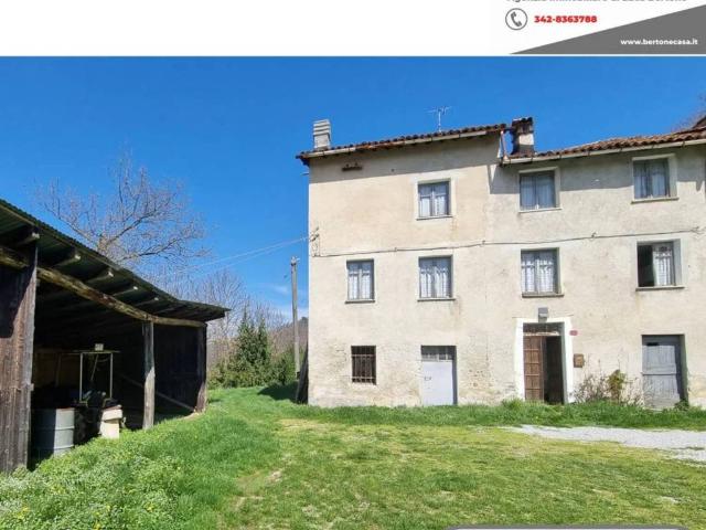 Rustico / Casale in vendita a Mallare SV