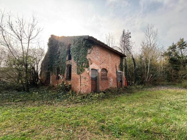 Rustico / Casale in vendita a Mantova MN