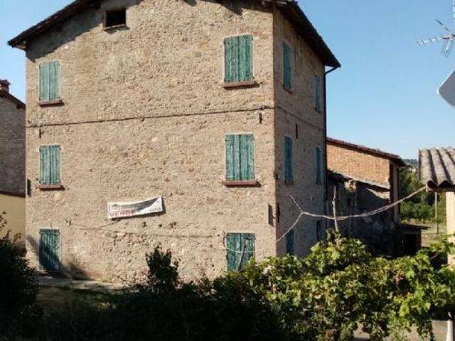 Rustico / Casale in vendita a Marano sul Panaro MO