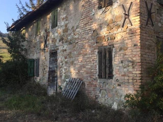 Rustico / Casale in vendita a Marano sul Panaro MO