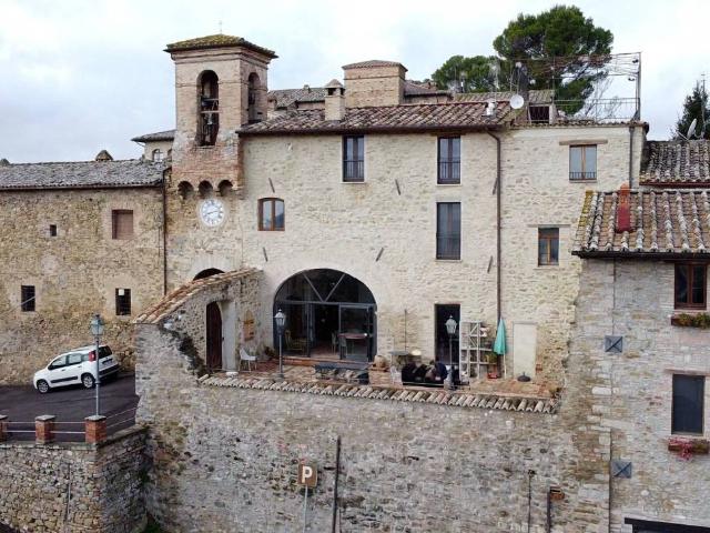 Rustico / Casale in vendita a Marsciano PG