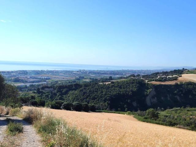 Rustico / Casale in vendita a Martinsicuro TE