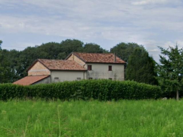 Rustico / Casale in vendita a Maserada sul Piave TV