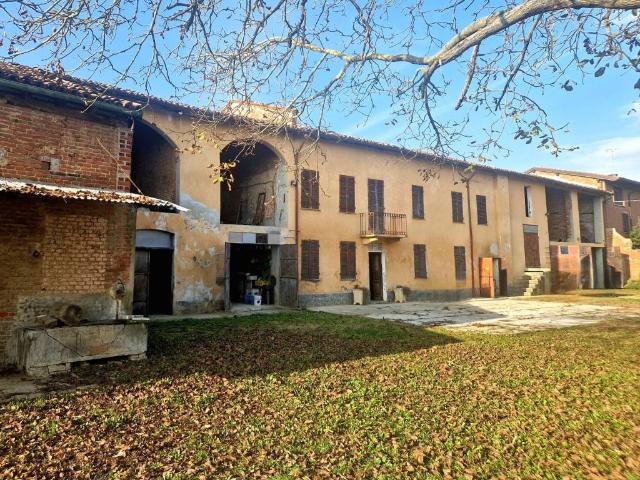 Rustico / Casale in vendita a Masio AL