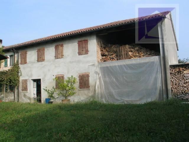 Rustico / Casale in vendita a Massanzago PD