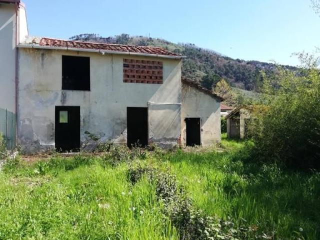 Rustico / Casale in vendita a Massarosa LU