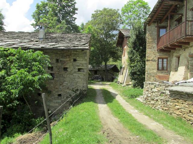 Rustico / Casale in vendita a Melle CN