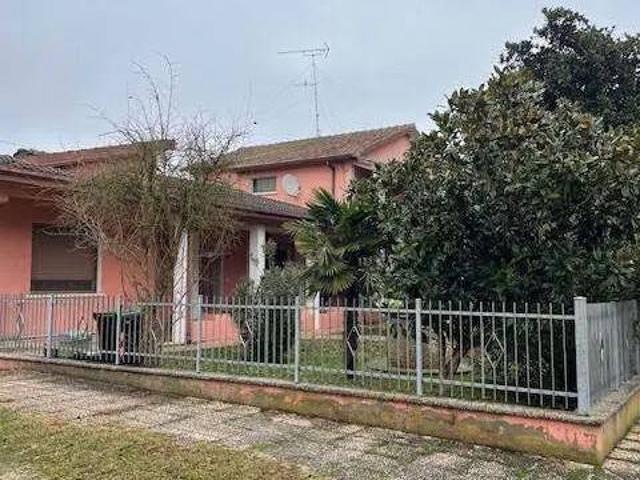 Rustico / Casale in vendita a Mesola FE