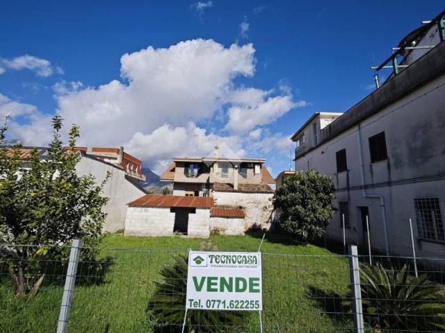 Rustico / Casale in vendita a Minturno LT