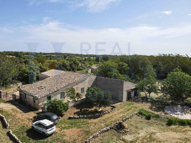 Rustico / Casale in vendita a Noto SR