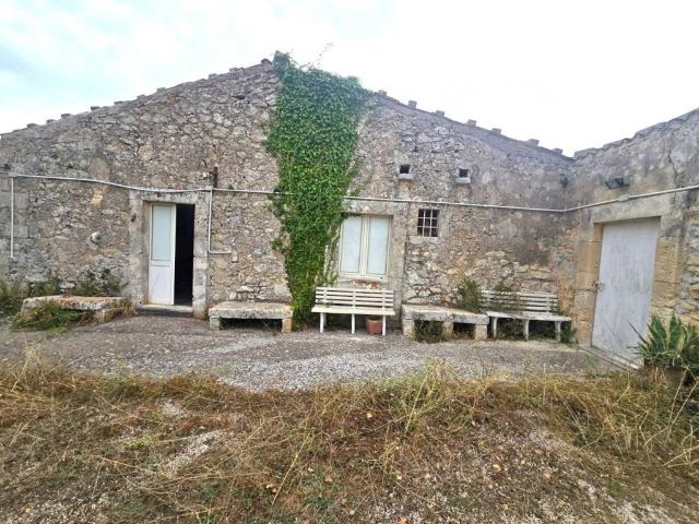 Rustico / Casale in vendita a Noto SR