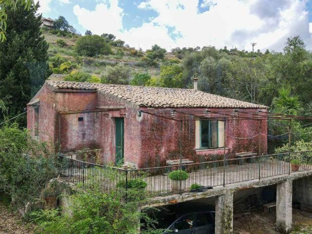 Rustico / Casale in vendita a Noto SR