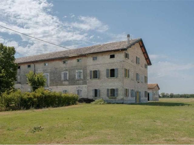 Rustico / Casale in vendita a Novellara RE