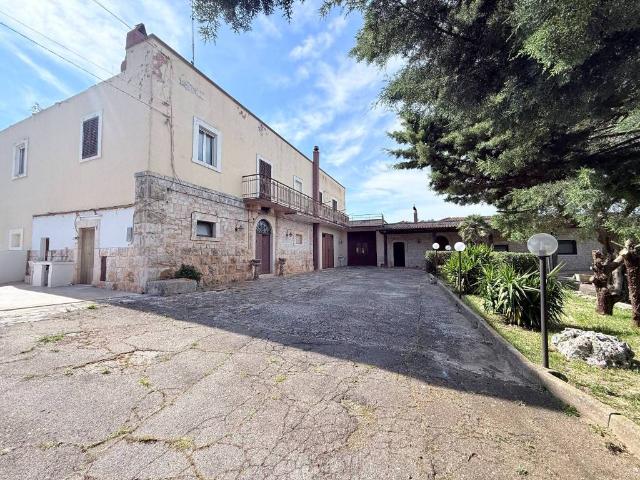 Rustico / Casale in vendita a Noci BA