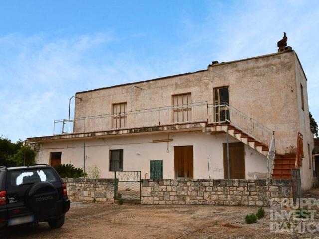 Rustico / Casale in vendita a Noci BA
