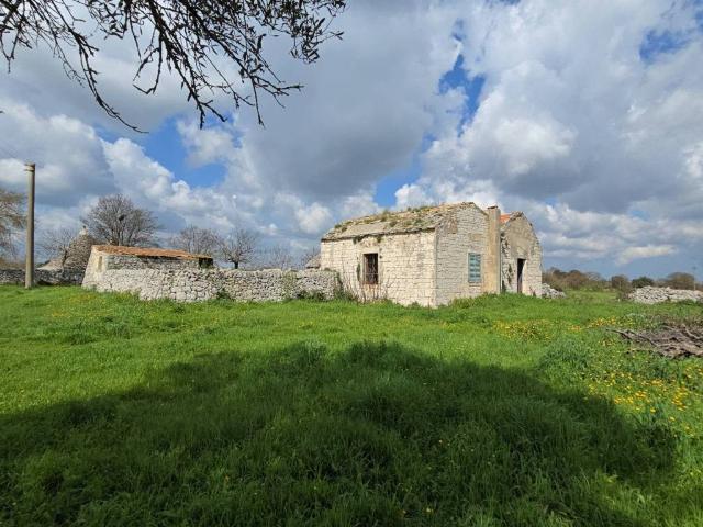 Rustico / Casale in vendita a Noci BA