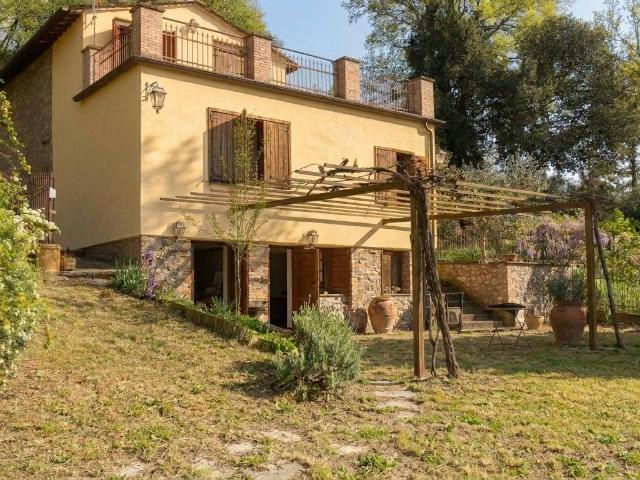 Rustico / Casale in vendita a Narni TR