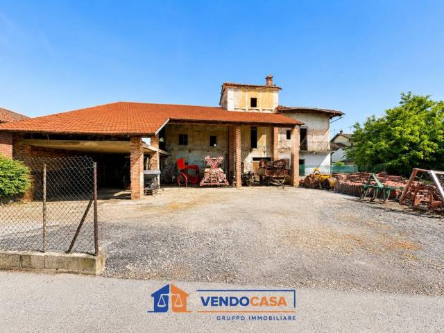 Rustico / Casale in vendita a Narzole CN