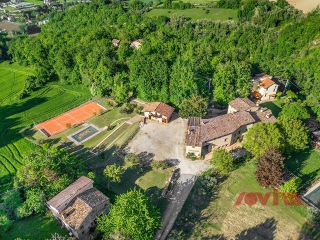 Rustico / Casale in vendita a Smerillo FM