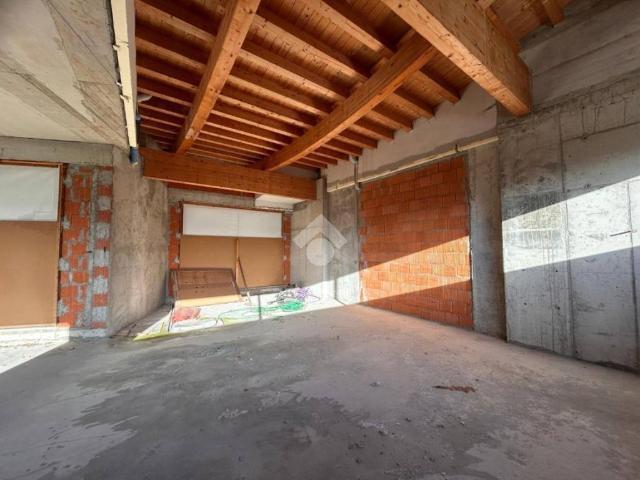 Rustico / Casale in vendita a Solto Collina BG