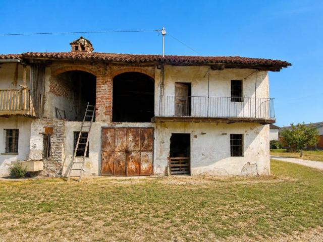 Rustico / Casale in vendita a Sommariva del Bosco CN