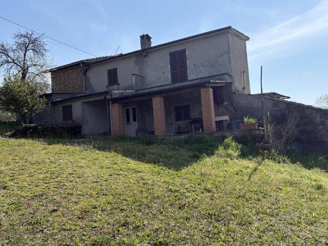 Rustico / Casale in vendita a Soriano nel Cimino VT