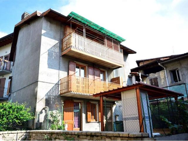 Casa indipendente in vendita a Sorisole BG