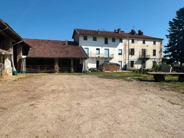 Rustico / Casale in vendita a Savigliano CN