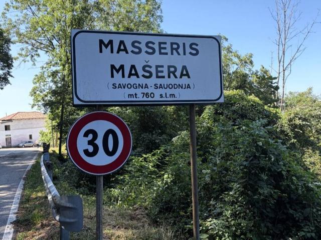 Rustico / Casale in vendita a Savogna UD