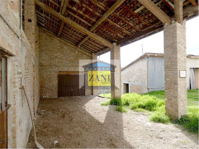 Rustico / Casale in vendita a Salsomaggiore Terme PR