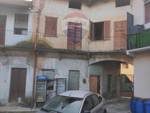 Rustico / Casale in vendita a Samarate VA