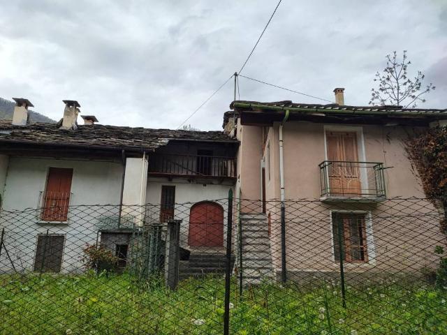 Rustico / Casale in vendita a Sampeyre CN