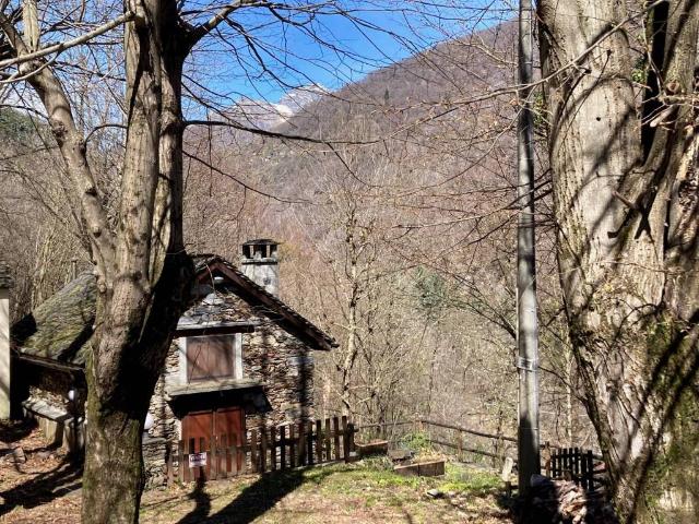 Rustico / Casale in vendita a San Bernardino Verbano VB