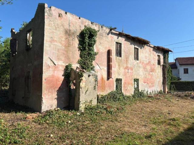 Rustico / Casale in vendita a San Biagio di Callalta TV