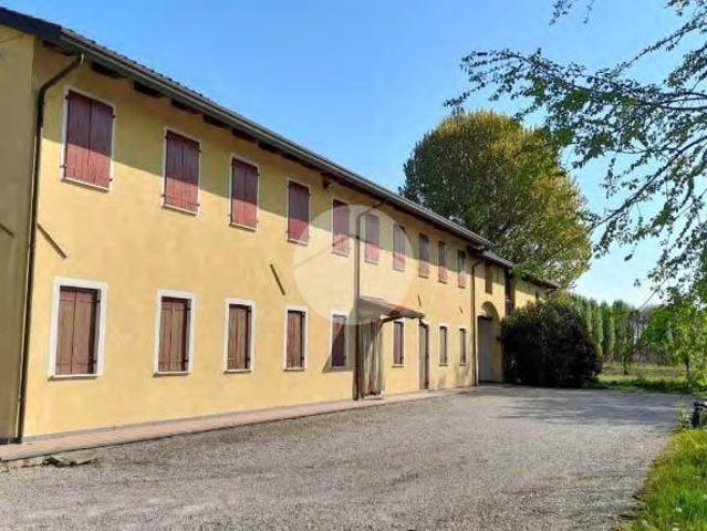 Rustico / Casale in vendita a San Biagio di Callalta TV