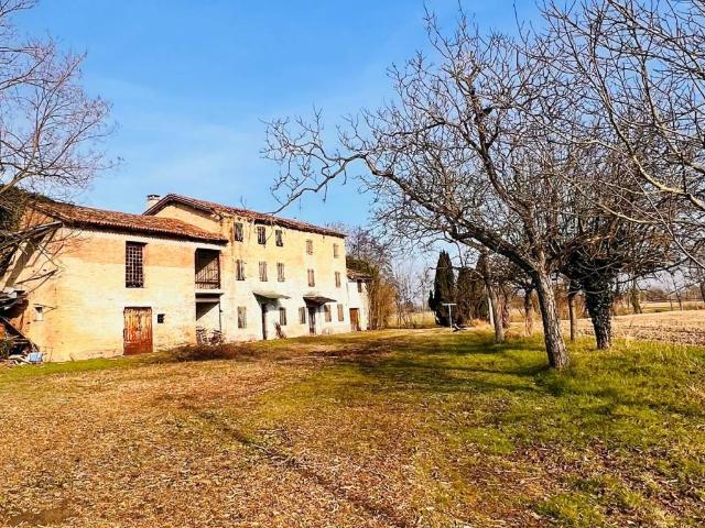 Rustico / Casale in vendita a San Biagio di Callalta TV
