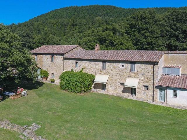 Rustico / Casale in vendita a San Casciano dei Bagni SI