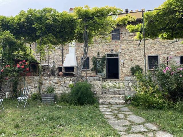 Rustico / Casale in vendita a San Casciano in Val di Pesa FI